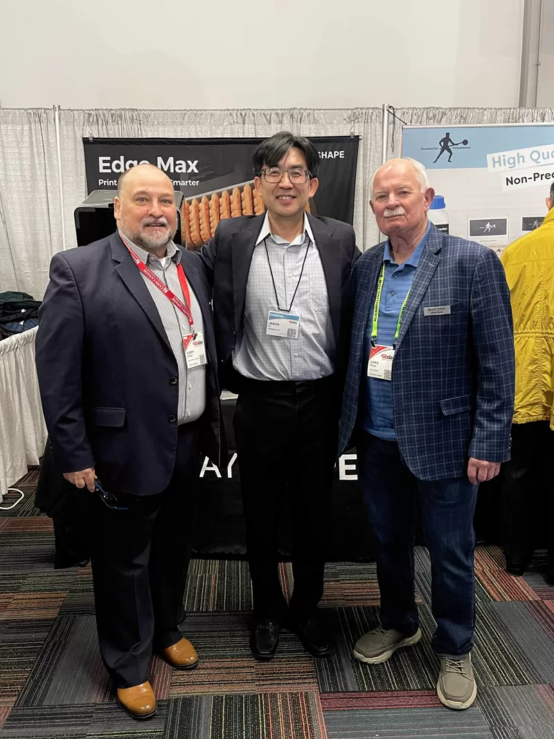 The American Lmt Lab Dيأتي نظام ay مع انفجار يوم المختبر في الولايات المتحدة يأتي مع ضجة